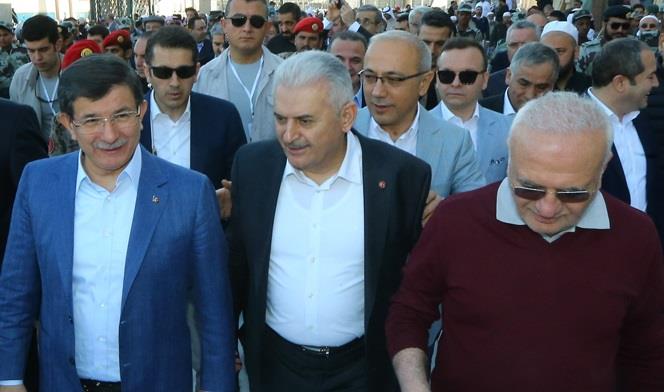 Başbakan Davutoğlu Medine’de